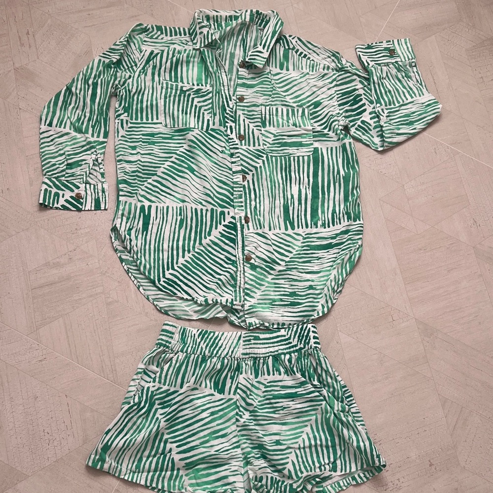 CALIA by Carrie Underwood Green and White Swim Coverup Set